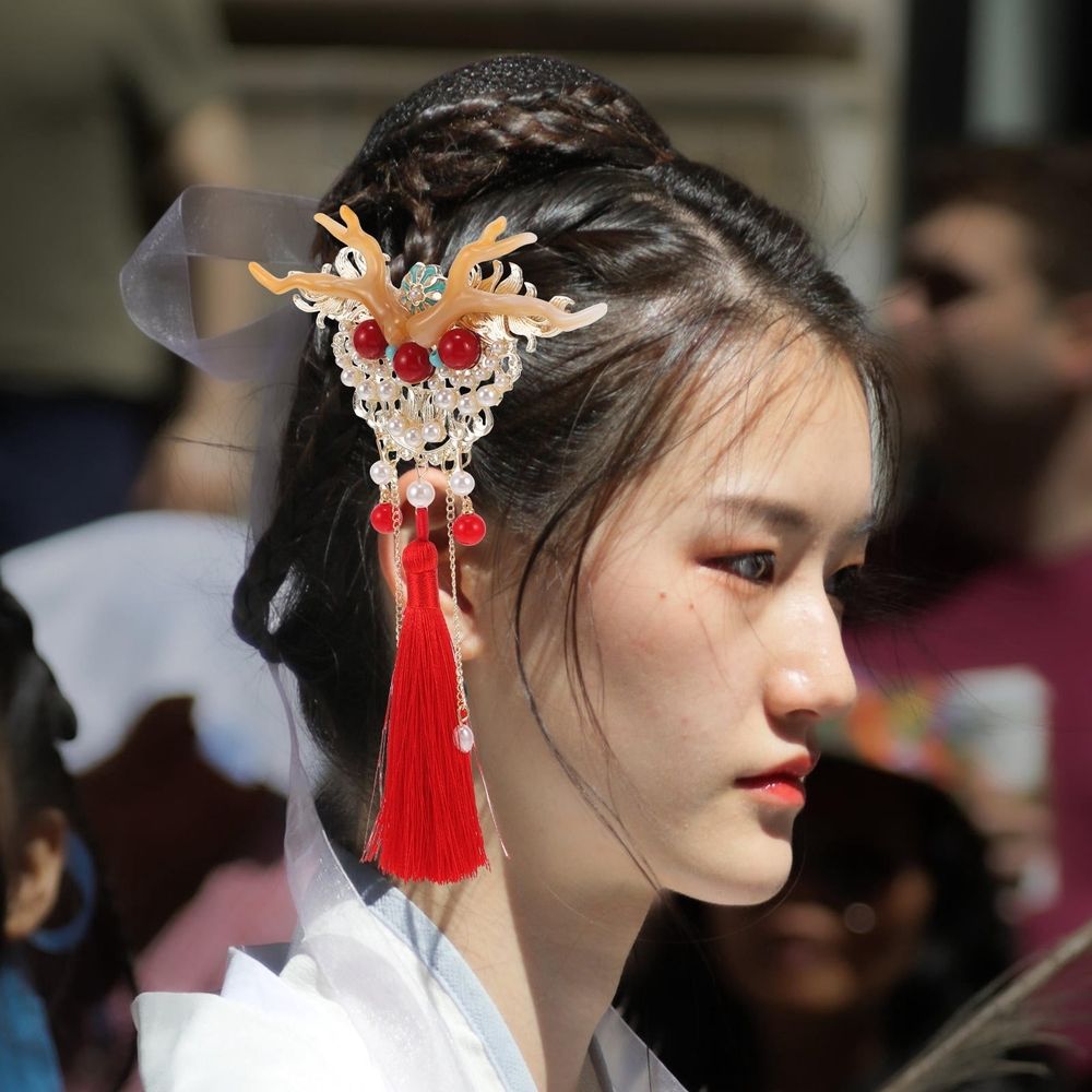 1 Pair Chinese New Year Hair Clips with Dragon Horn and Tassel Design image 4