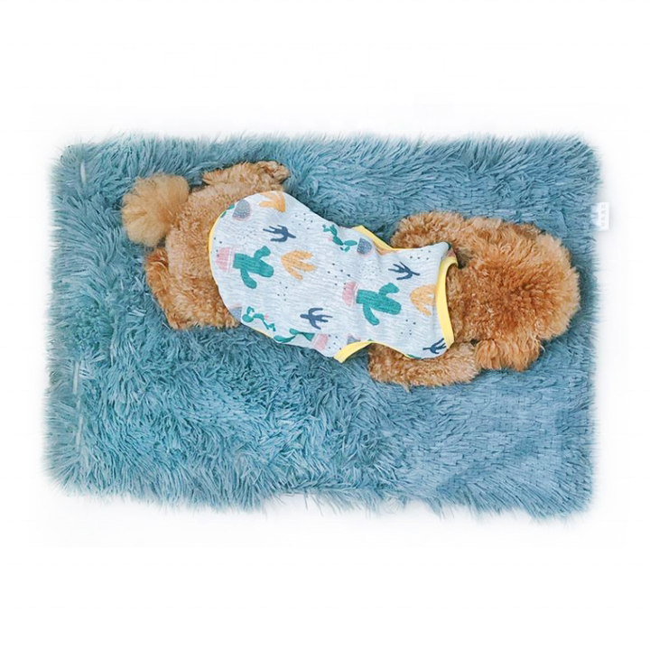 Light Grey Plush Pet Mat for Dogs and Cats - 70x100cm, 70 × 100cm image 5