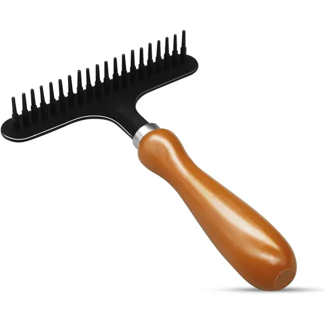 Portable Carpet Rake for Matted and Shag Rugs, Black, 15.2 × 11cm