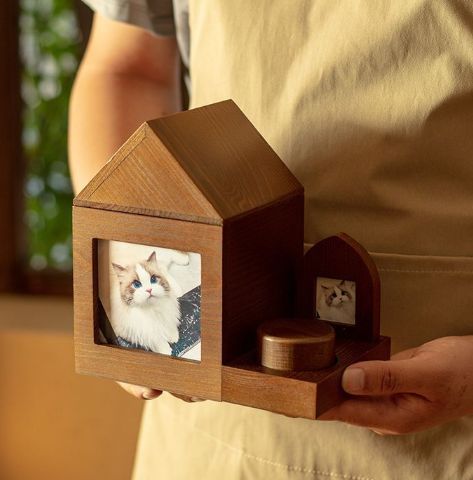 Pet Urn Nostalgia Passing Away Dog Cat Cabin Urn with Photo Frame Pet Coffin - Brown… image 4