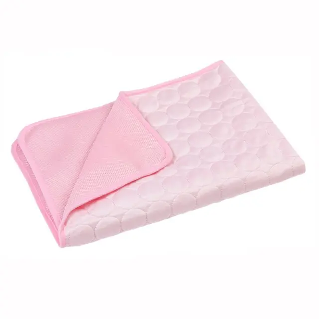 Pet Cooling Mat with Circular Quilted Pattern