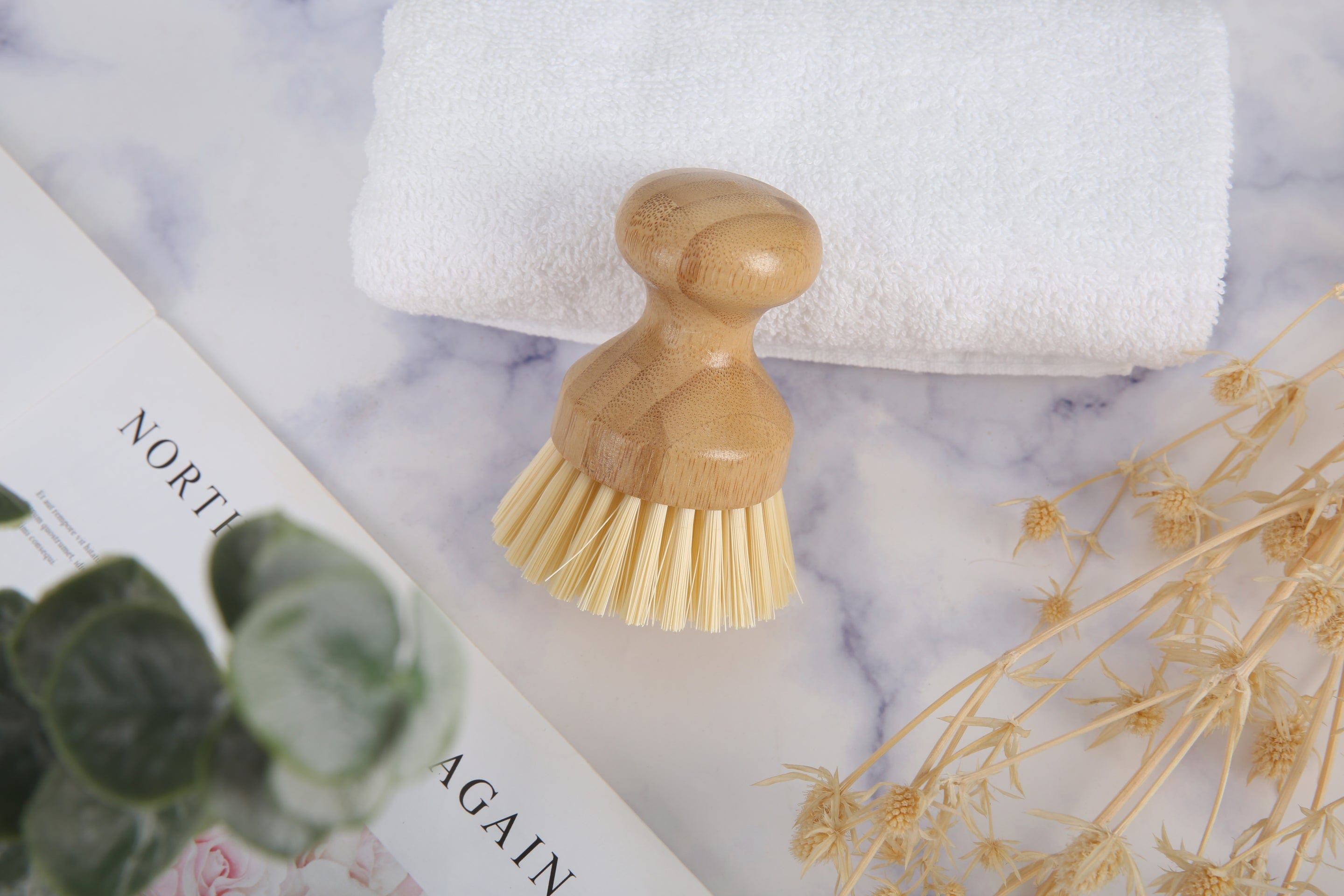 Clevinger Eco Bamboo Pot Brush image 4