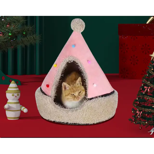 Festive Detachable Pet House - Cozy Pine Needle Wool Christmas Hat Design (S - 37x46cm)
