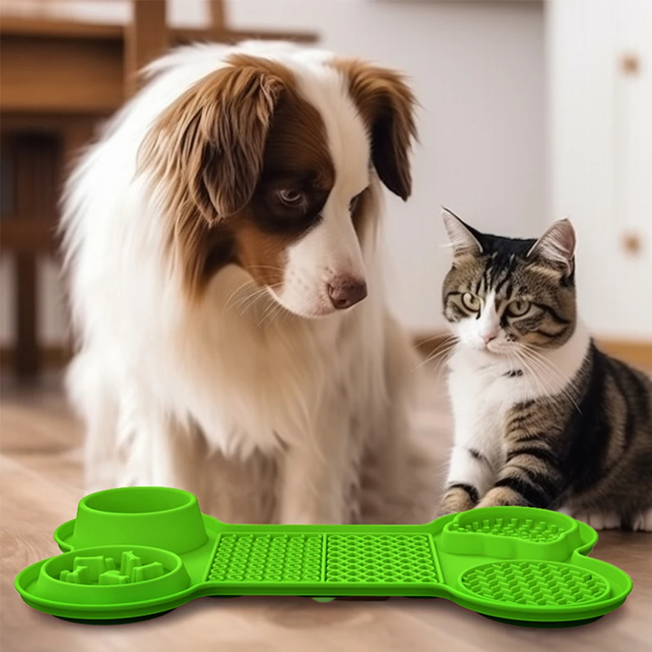 Green Silicone Pet Licking Mat Slow Feeder Pad with Strong Suction and Foldable Design image 5