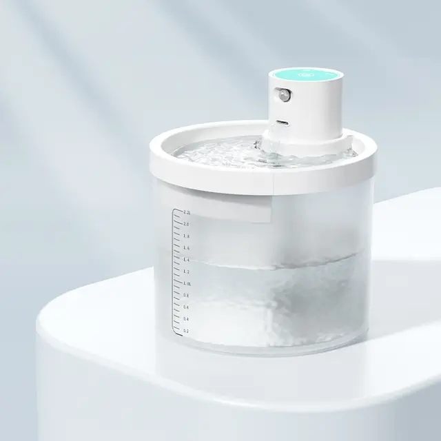 Blue Wireless Automatic Pet Water Fountain - 2.2L Motion Sensor Dispenser