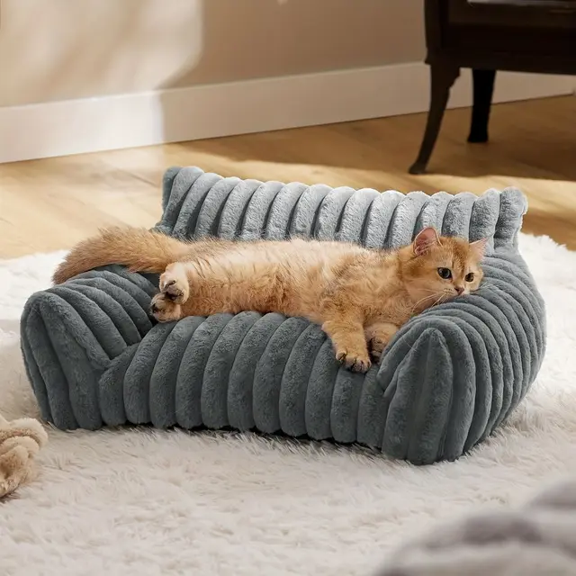 Cute pet cat sofa Standard S size - Puffy cat bed with high-quality soft velvet pile